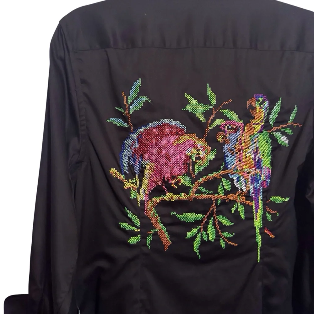 ❌❌❌❌Robert Graham Large Parrot Priscilla Button Up Shirt Top Paisley Cuff Womens - Picture 7 of 10